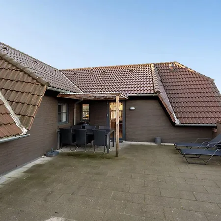 Prázdninový dům Oskari - 1-3km From The Sea By Interhome