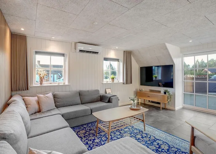 Oskari - 1-3km From The Sea By Interhome Blåvand