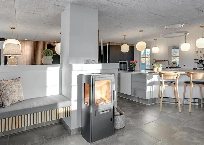 Oskari - 1-3km From The Sea By Interhome